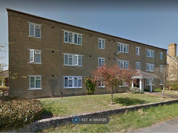 2 Bedroom Flat To Rent In Burley Court, Southampton, SO17