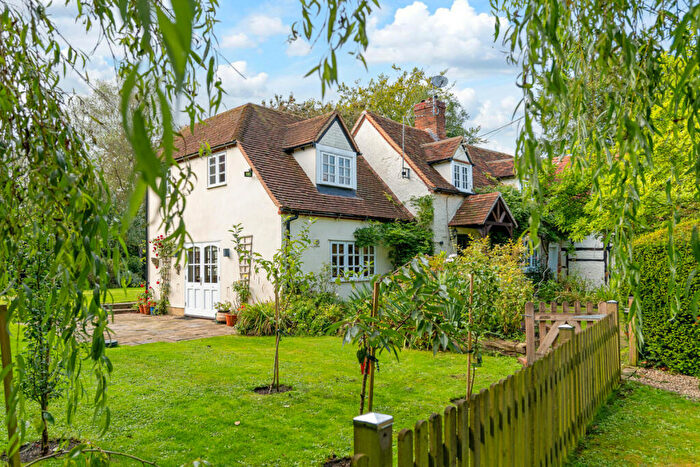5 Bedroom Detached House For Sale In Highmoor Henley-on-Thames, Oxfordshire, RG9