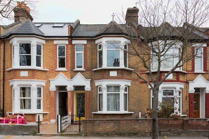 3 Bedroom Terraced House To Rent In Somerset Road, Walthamstow, E17