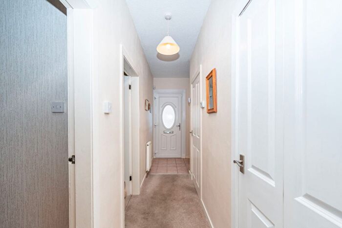 1 Bedroom Flat For Sale In Meadowfield, Burntisland, KY3