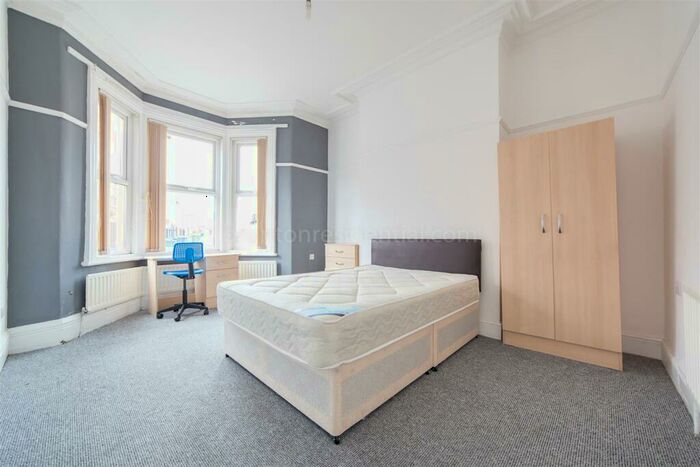4 Bedroom Terraced House To Rent In £pppw - Cardigan Terrace, Heaton, NE6