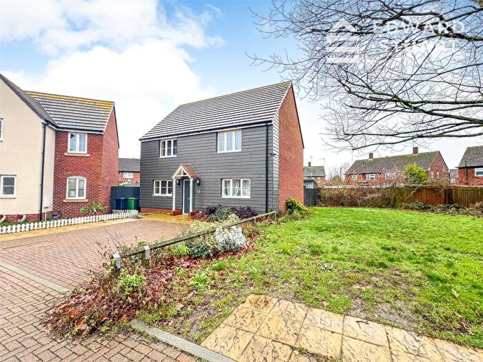 4 Bedroom Detached House For Sale In Damson Drive, Peterborough, Cambridgeshire, PE1