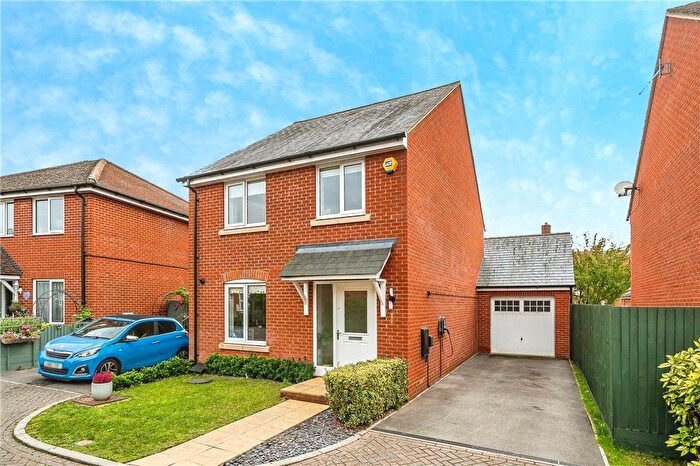 4 Bedroom Detached House For Sale In Hooper Drive, Romsey, Hampshire, SO51