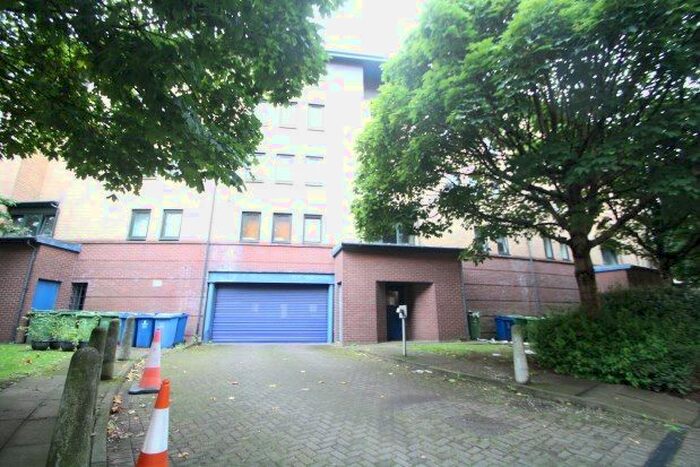 Property To Rent In Turnbull Street, Glasgow, G1