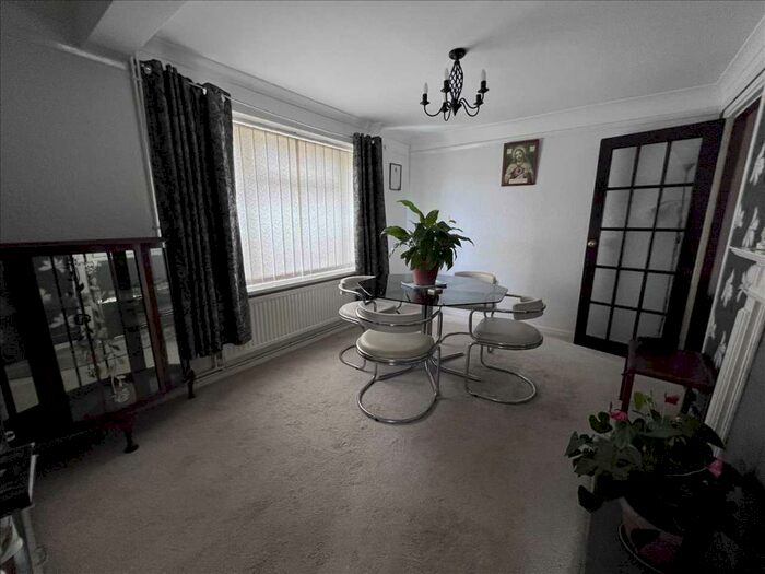4 Bedroom End Of Terrace House For Sale In Constable Road, Corby, NN18