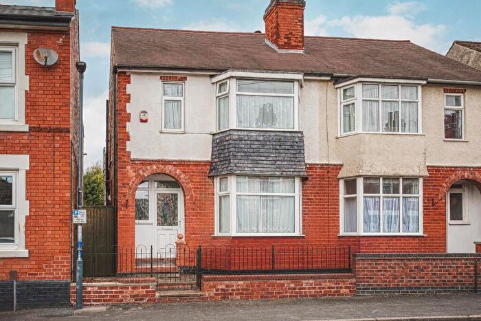 3 Bedroom Semi-Detached House For Sale In Longford Street, Off Kedleston Road, Derby, DE22