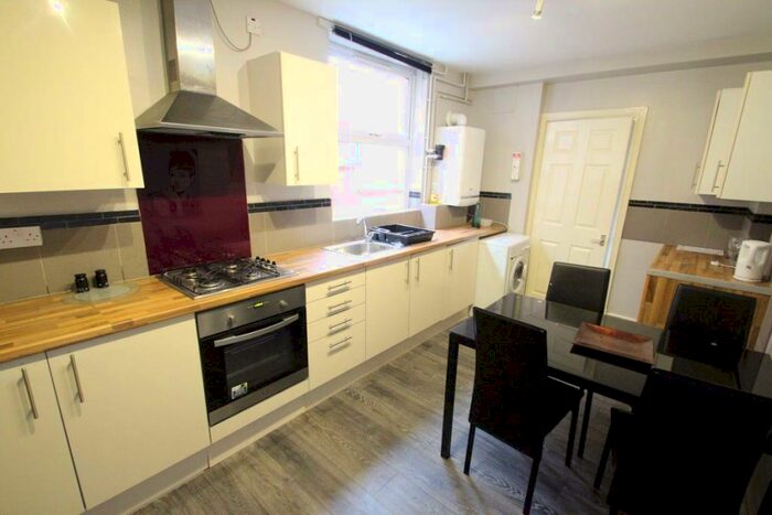 4 Bedroom Property To Rent In Paton Street, Leicester, LE3