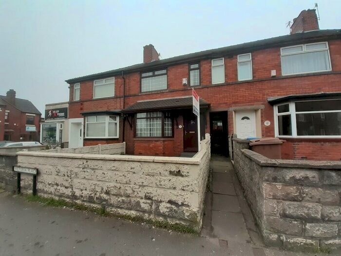 2 Bedroom Mews To Rent In Victoria Place, Fenton, ST4