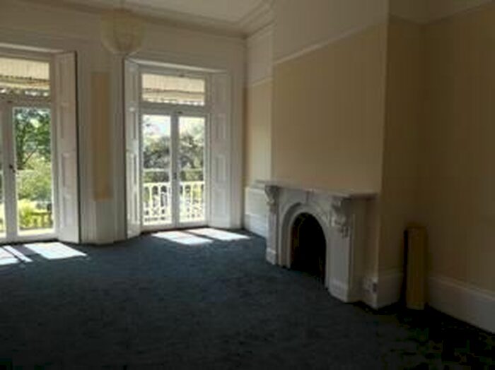 1 Bedroom Flat To Rent In Victoria Park, Dover, CT16
