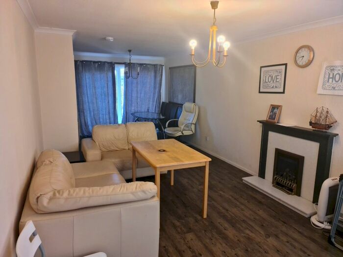 3 Bedroom Semi Detached House To Rent In Stare Green, Coventry, CV4