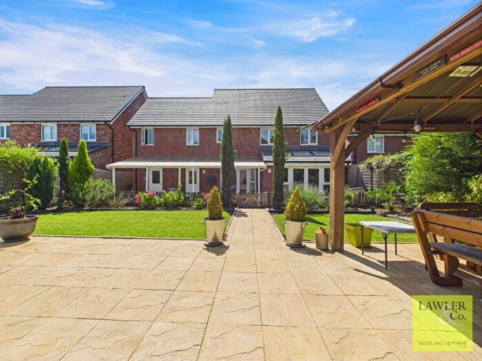 5 Bedroom Detached House For Sale In Broadmeadow Drive, Gee Cross, Hyde, SK14