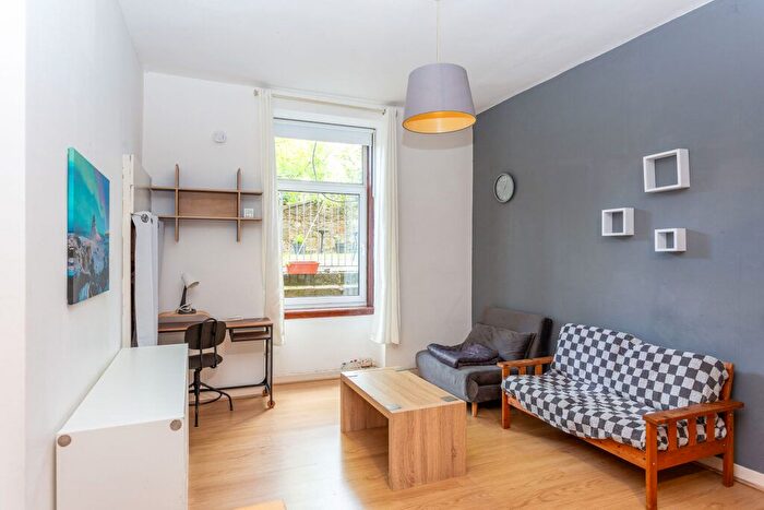 1 Bedroom Flat For Sale In / Newton Street, Edinburgh, EH11