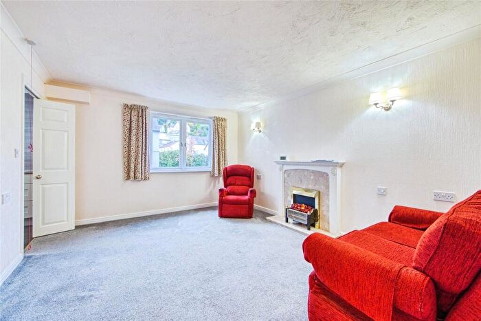 1 Bedroom Apartment For Sale In Hampsfell Grange, Grange-over-Sands, LA11
