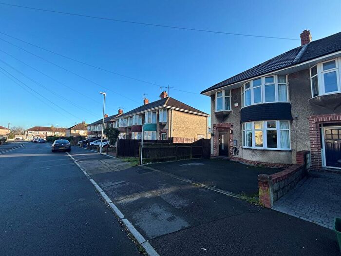 3 Bedroom End Of Terrace House For Sale In Meadowsweet Avenue, Filton, Bristol, BS34