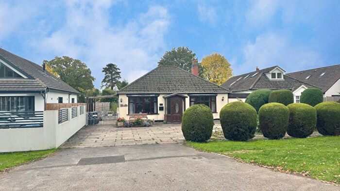 3 Bedroom Detached Bungalow For Sale In Rugby Road, Binley Woods, Coventry, CV3