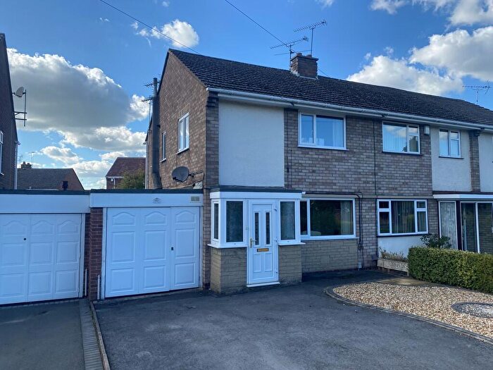 3 Bedroom Semi-Detached House For Sale In Baswich Lane, Stafford, ST17