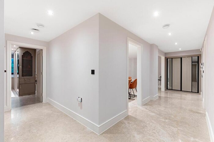 3 Bedroom Flat For Sale In Chasewood Park, Sudbury Hill, Harrow, HA1