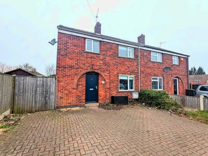 3 Bedroom Property To Rent In Shields Crescent Castle Donington, DE74