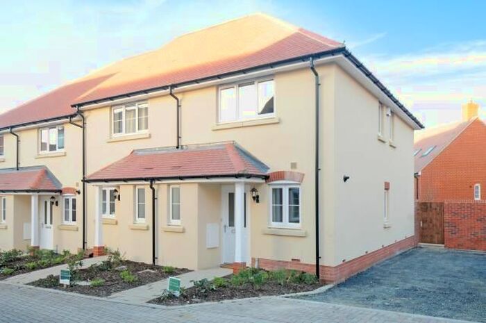 2 Bedroom Semi-Detached House For Sale In Cumnor Hill, Oxford, OX2