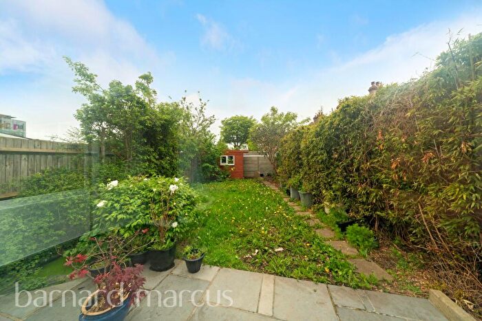 4 Bedroom House To Rent In London Road, Wallington, SM6