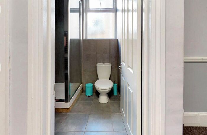 5 Bedroom House To Rent In Hill Park Crescent, Plymouth, Devon, PL4
