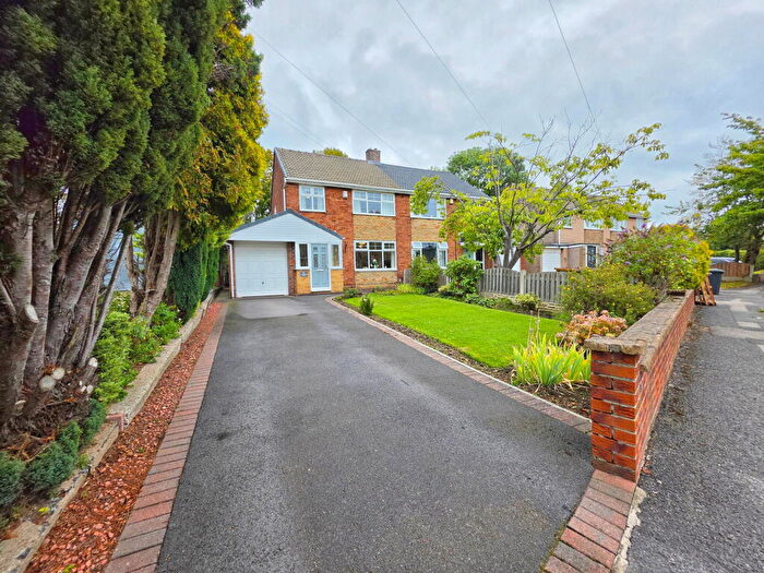 3 Bedroom Semi-Detached House For Sale In Clarence Road, Barnsley, S71
