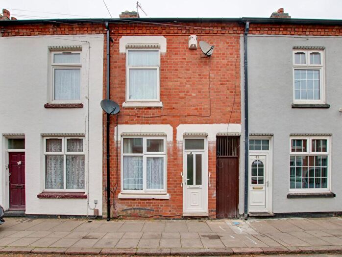 3 Bedroom Terraced House To Rent In Earl Howe Street, Leicester, LE2