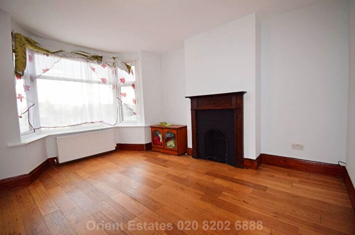 3 Bedroom Terraced House For Sale In Whitton Avenue, Greenford, UB6