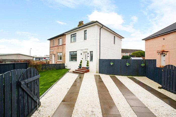 3 Bedroom Semi-Detached House For Sale In Pollock Crescent, Kilwinning, KA13