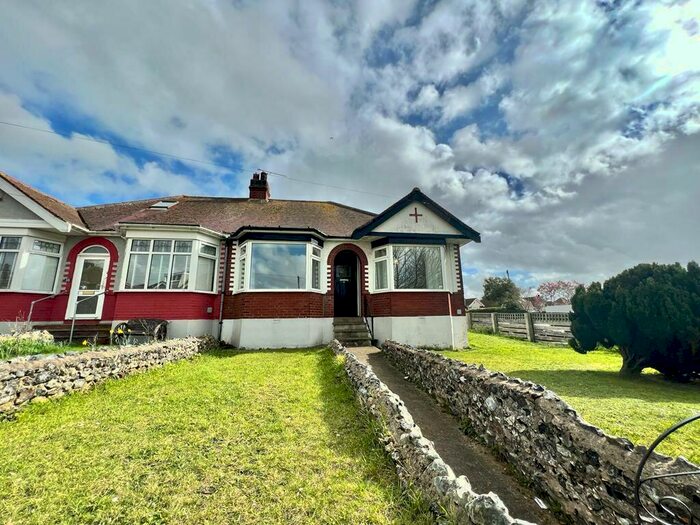 3 Bedroom Semi-Detached Bungalow To Rent In Nethercourt Hill, Ramsgate, CT11