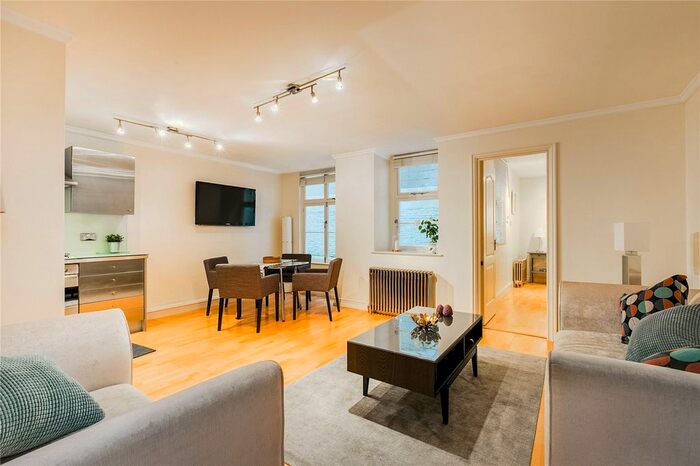 2 Bedroom Flat To Rent In Mansfield Street, London, W1G