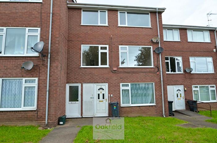 3 Bedroom Maisonette To Rent In Burton Court, Connah's Quay, Deeside, Flintshire, CH5