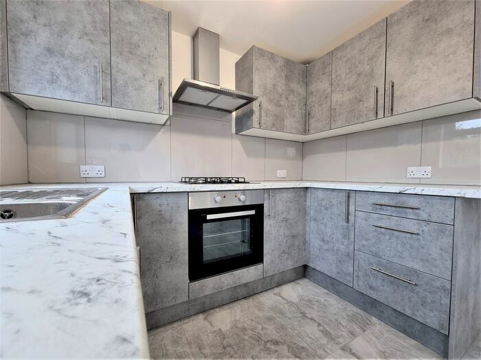 3 Bedroom Semi-Detached House To Rent In Paget Avenue, Birstall, Leicester, LE4