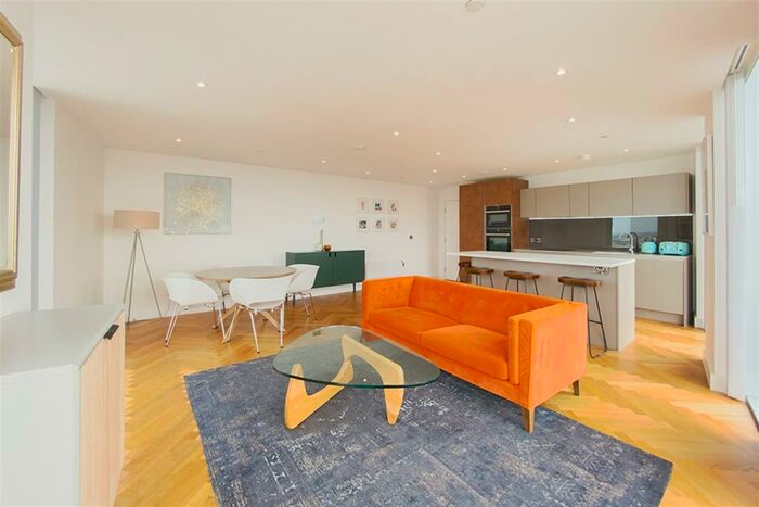 2 Bedroom Apartment To Rent In South Tower, Deansgate Square, M15