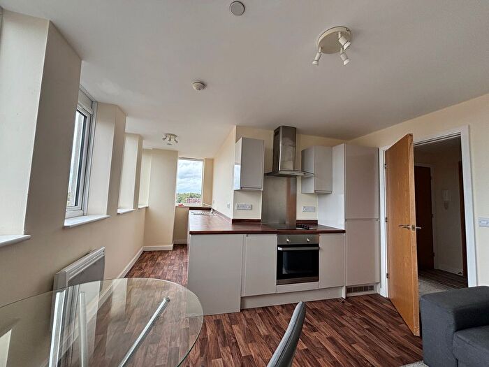1 Bedroom Flat To Rent In Bridge Street, Walsall, WS1
