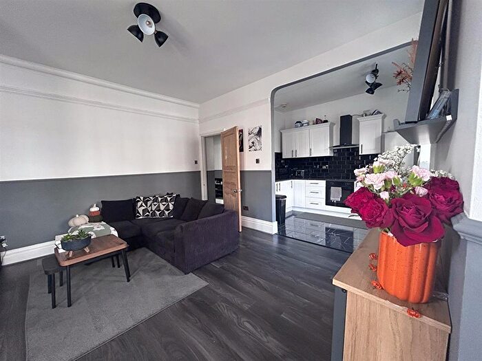 2 Bedroom Flat For Sale In Wilton Road, Bexhill-On-Sea, TN40