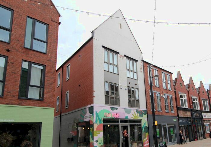 2 Bedroom Flat To Rent In Humber Street, Hull, HU1