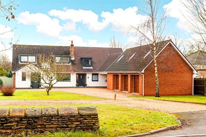 5 Bedroom Bungalow For Sale In Overstone Road, Sywell, Northampton, Northamptonshire, NN6