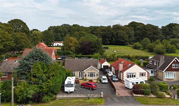 4 Bedroom Bungalow For Sale In Top Road, Worlaby, Lincolnshire, DN20