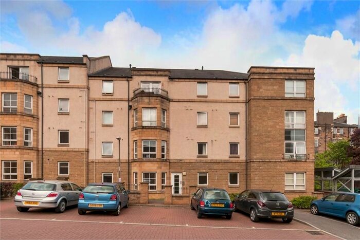 3 Bedroom Flat To Rent In Dicksonfield, Leith, Edinburgh EH7