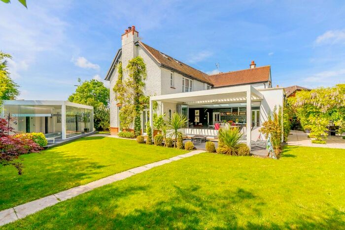 6 Bedroom Detached House To Rent In Kings Road, Chalfont St. Giles, Buckinghamshire, HP8