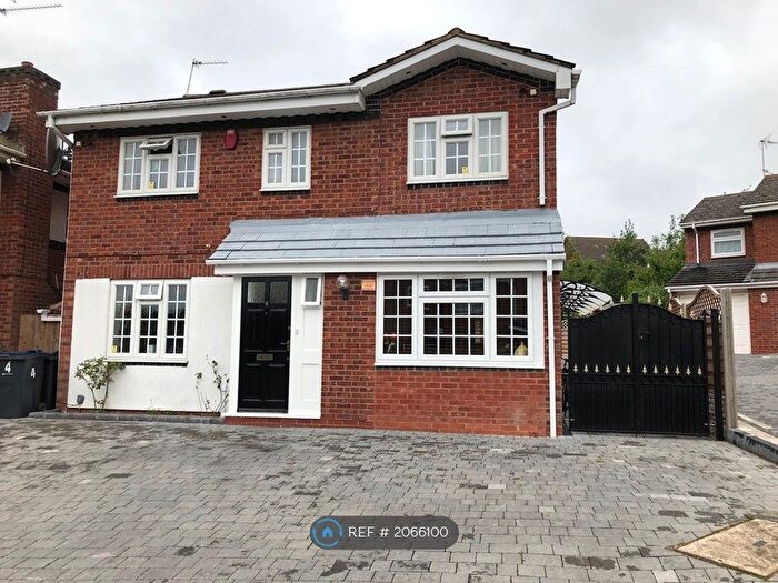 4 Bedroom Detached House To Rent In Theodore Close, Birmingham, B17