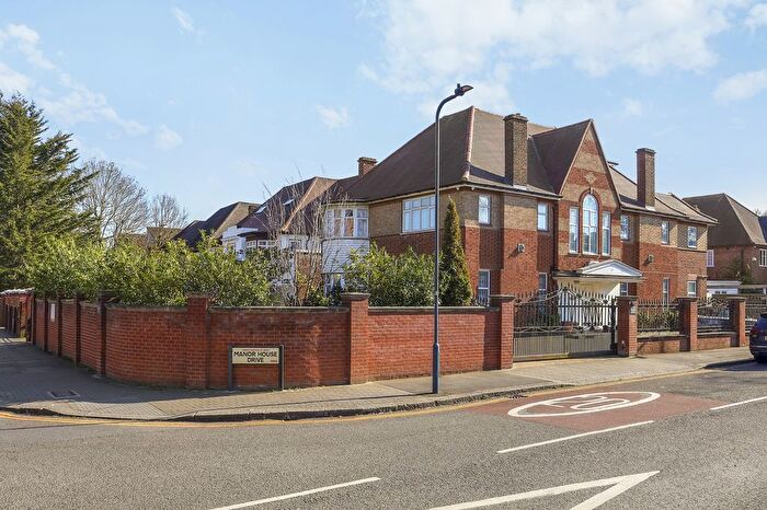 6 Bedroom Detached House For Sale In Manor House Drive, Brondesbury, NW6