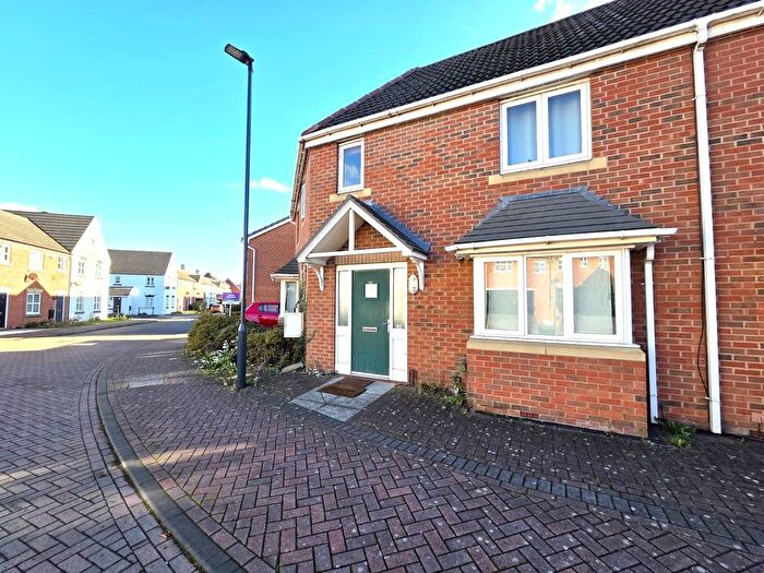 4 Bedroom Semi Detached House To Rent In Pacific Way, Derby, DE24