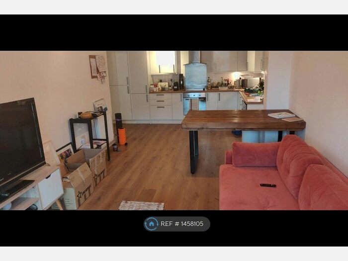 2 Bedroom Flat To Rent In Furrow Lane, London, E9