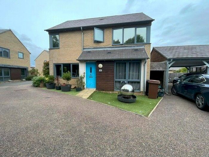3 Bedroom Detached House To Rent In Eastview, St. Marys Island, Chatham, Kent, ME4
