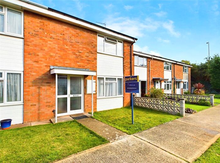 2 Bedroom Terraced House For Sale In Chowns Close, Thame, OX9