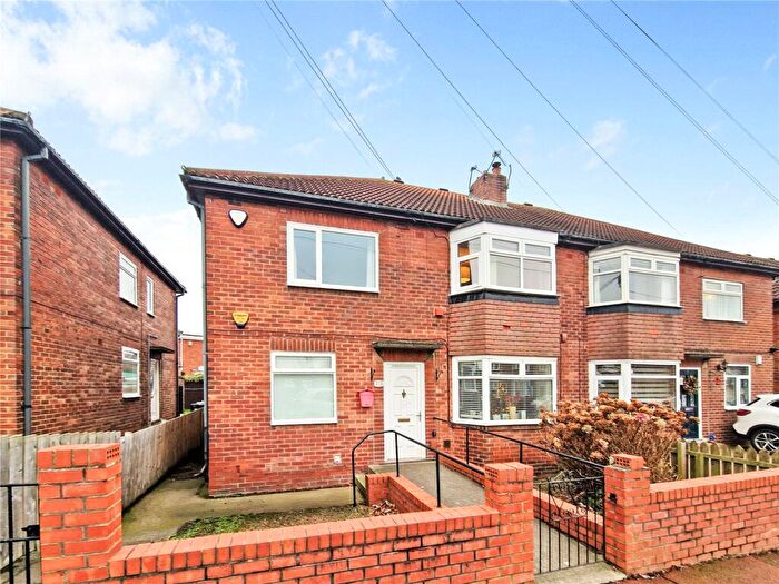 2 Bedroom Flat For Sale In Silver Lonnen, Newcastle Upon Tyne, Tyne And Wear, NE5