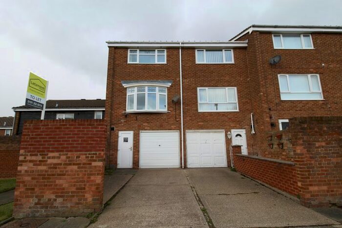 3 Bedroom Terraced House To Rent In Bromley Gardens, Wallsend, NE28