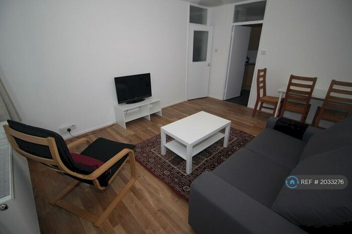 1 Bedroom Flat To Rent In Essex House, London, E14